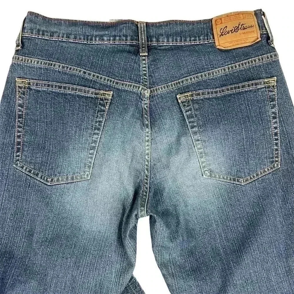 Levi's Women's Bootcut Jeans Size 10 ‎ Mid Rise - Picture 4 of 13